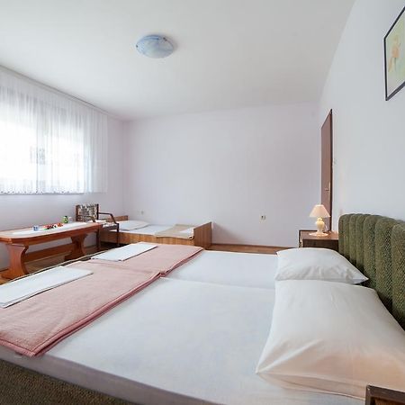 Guest House Hodak Rakovica Εξωτερικό φωτογραφία